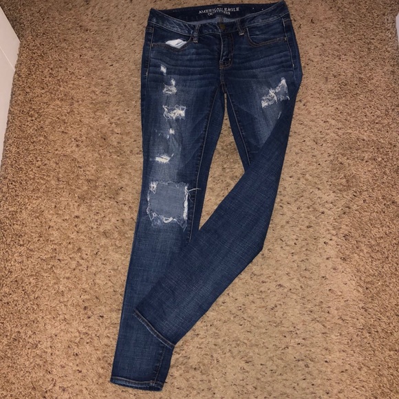 Women’s nwot never worn jeans - Picture 1 of 7